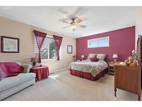 746 Mooney Street Independence OR 97351