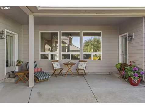 746 Mooney Street Independence OR 97351