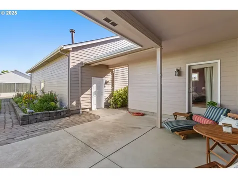 746 Mooney Street Independence OR 97351