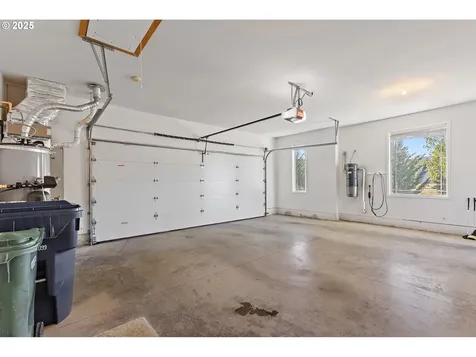 746 Mooney Street Independence OR 97351