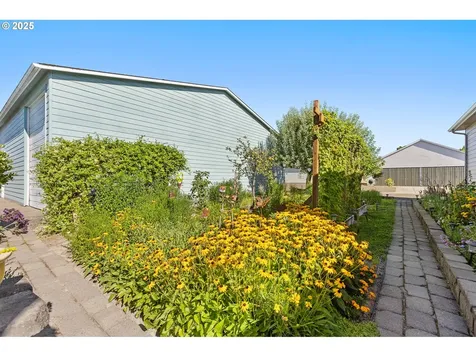 746 Mooney Street Independence OR 97351