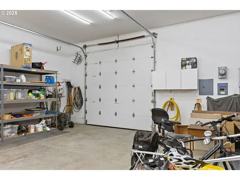 746 Mooney Street Independence OR 97351