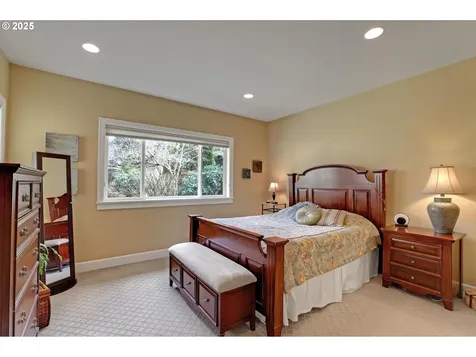 3440 NW 118th Avenue Portland OR 97229