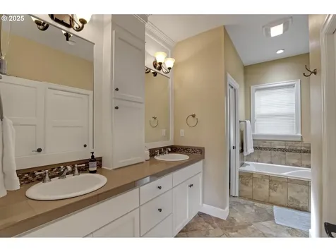 3440 NW 118th Avenue Portland OR 97229