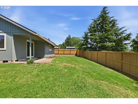 306 E Hilltop Drive Newberg OR 97132