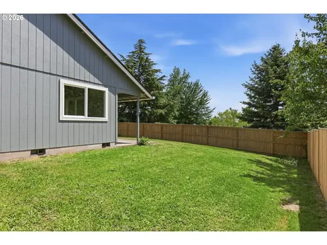 306 E Hilltop Drive Newberg OR 97132