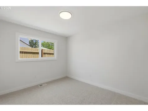 306 E Hilltop Drive Newberg OR 97132