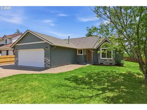 306 E Hilltop Drive Newberg OR 97132