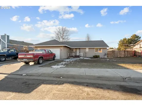 25 NE Alora Drive Hermiston OR 97838