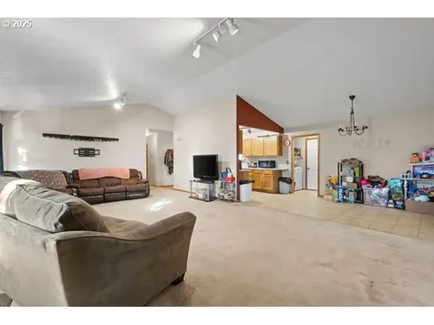 25 NE Alora Drive Hermiston OR 97838