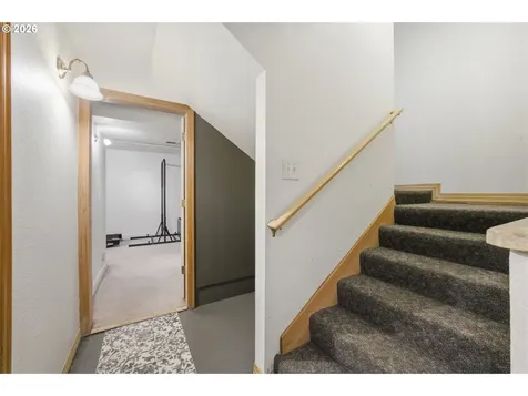 3245 Croisan Creek Road S Salem OR 97302