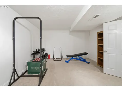 3245 Croisan Creek Road S Salem OR 97302