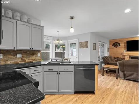 18910 Highland Drive Oregon City OR 97045