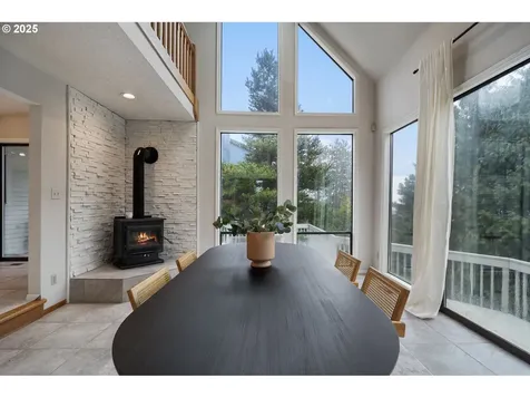 15 Masaryk Street Lake Oswego OR 97035
