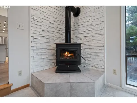 15 Masaryk Street Lake Oswego OR 97035