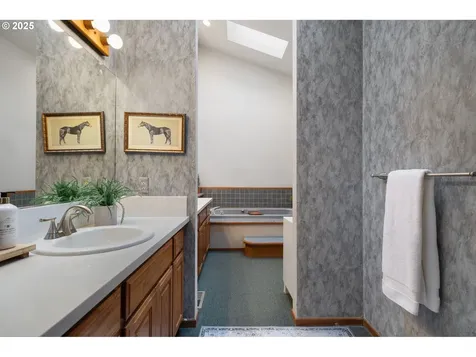 15 Masaryk Street Lake Oswego OR 97035