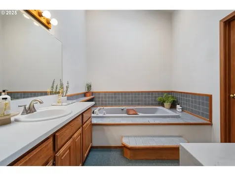 15 Masaryk Street Lake Oswego OR 97035