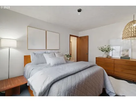 15 Masaryk Street Lake Oswego OR 97035