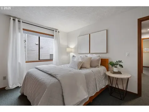 15 Masaryk Street Lake Oswego OR 97035