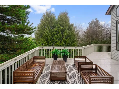15 Masaryk Street Lake Oswego OR 97035
