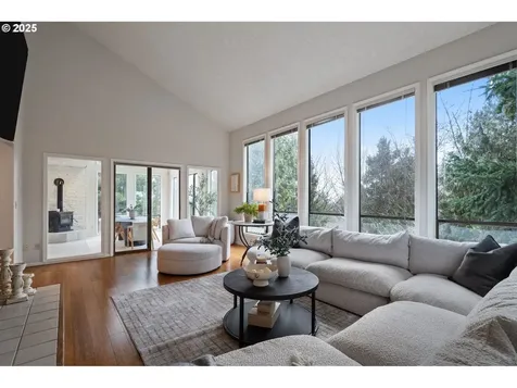 15 Masaryk Street Lake Oswego OR 97035