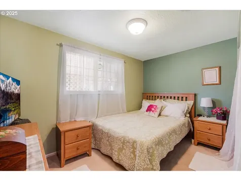 13012 NE 76th Street Vancouver WA 98682