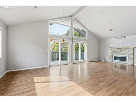 5239 N Emerson Drive Portland OR 97217