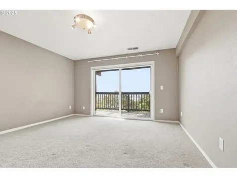 5239 N Emerson Drive Portland OR 97217