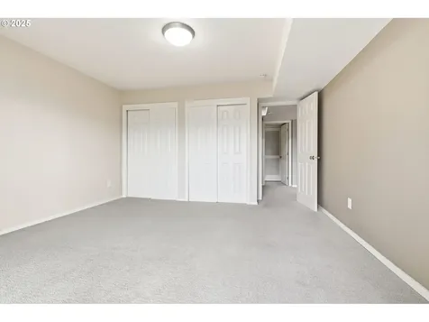 5239 N Emerson Drive Portland OR 97217