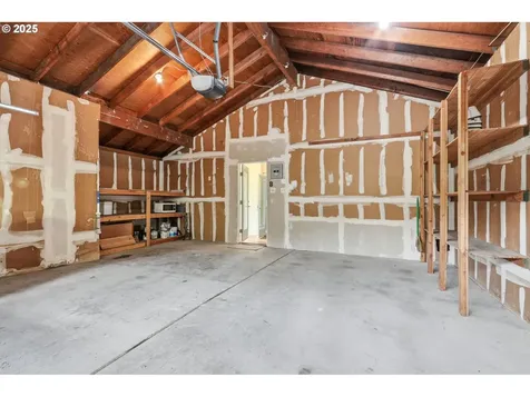 5239 N Emerson Drive Portland OR 97217