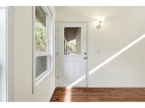 5239 N Emerson Drive Portland OR 97217