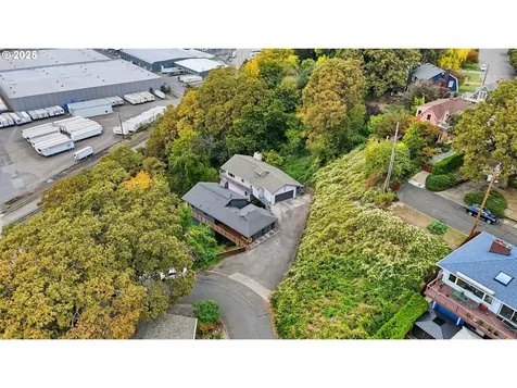 5239 N Emerson Drive Portland OR 97217