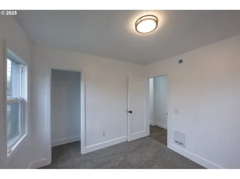 445 SW Mill Street Sheridan OR 97378