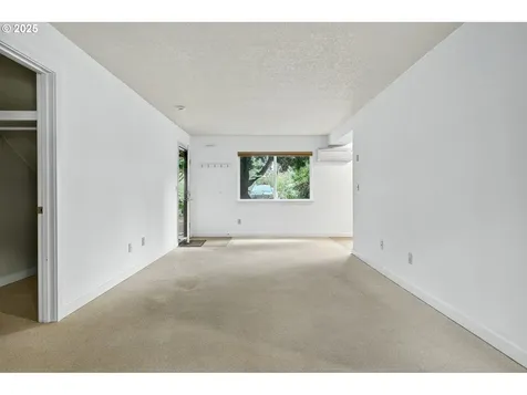4653 NE Killingsworth Street Portland OR 97218