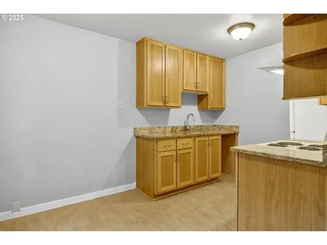 4653 NE Killingsworth Street Portland OR 97218