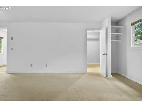 4653 NE Killingsworth Street Portland OR 97218