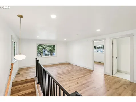 18655 SE Yamhill Circle Portland OR 97233