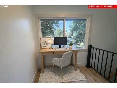 18655 SE Yamhill Circle Portland OR 97233