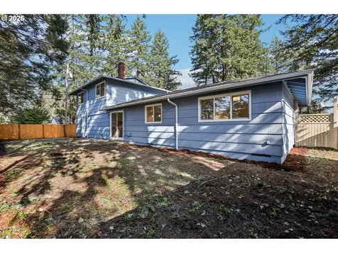 18655 SE Yamhill Circle Portland OR 97233