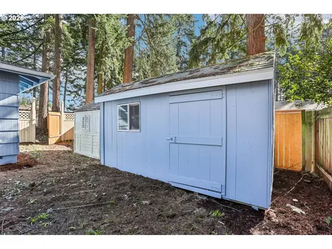 18655 SE Yamhill Circle Portland OR 97233
