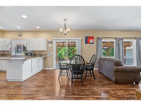 2855 NW Orchard Heights Avenue Albany OR 97321