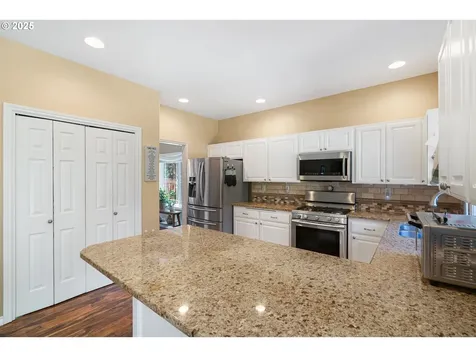 2855 NW Orchard Heights Avenue Albany OR 97321
