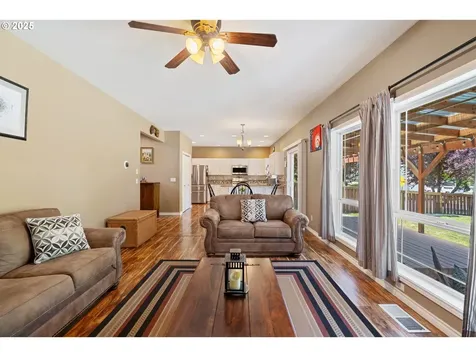 2855 NW Orchard Heights Avenue Albany OR 97321