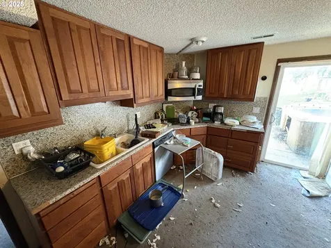 19813 NE 8th Street Camas WA 98607