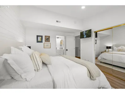 1466 Bonniebrae Drive Lake Oswego OR 97034