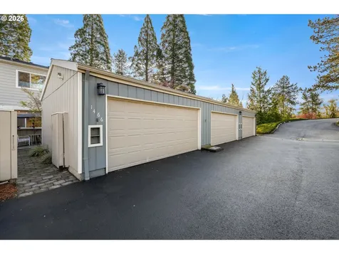 1466 Bonniebrae Drive Lake Oswego OR 97034
