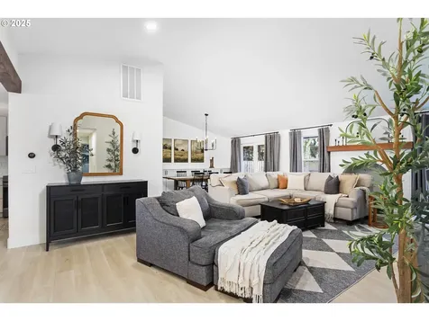 11695 SW Jamaica Wilsonville OR 97070