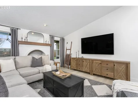 11695 SW Jamaica Wilsonville OR 97070