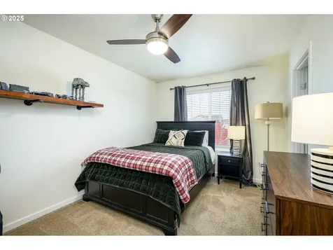 2103 NW Woodland Drive Mcminnville OR 97128