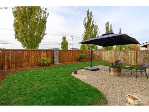 2103 NW Woodland Drive Mcminnville OR 97128